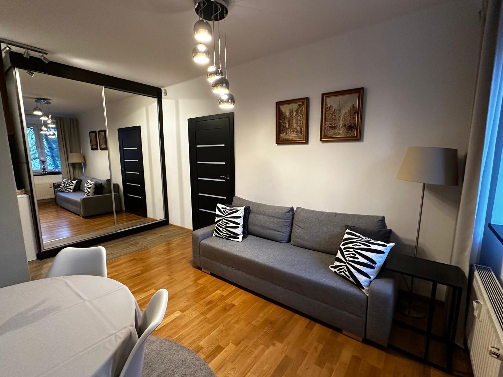 Dobra 19 Apartment Katowice Bagian luar foto